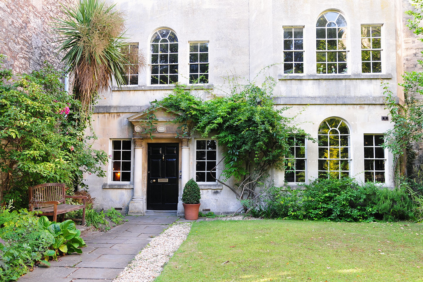 Apartment in Historic Villa for Rent